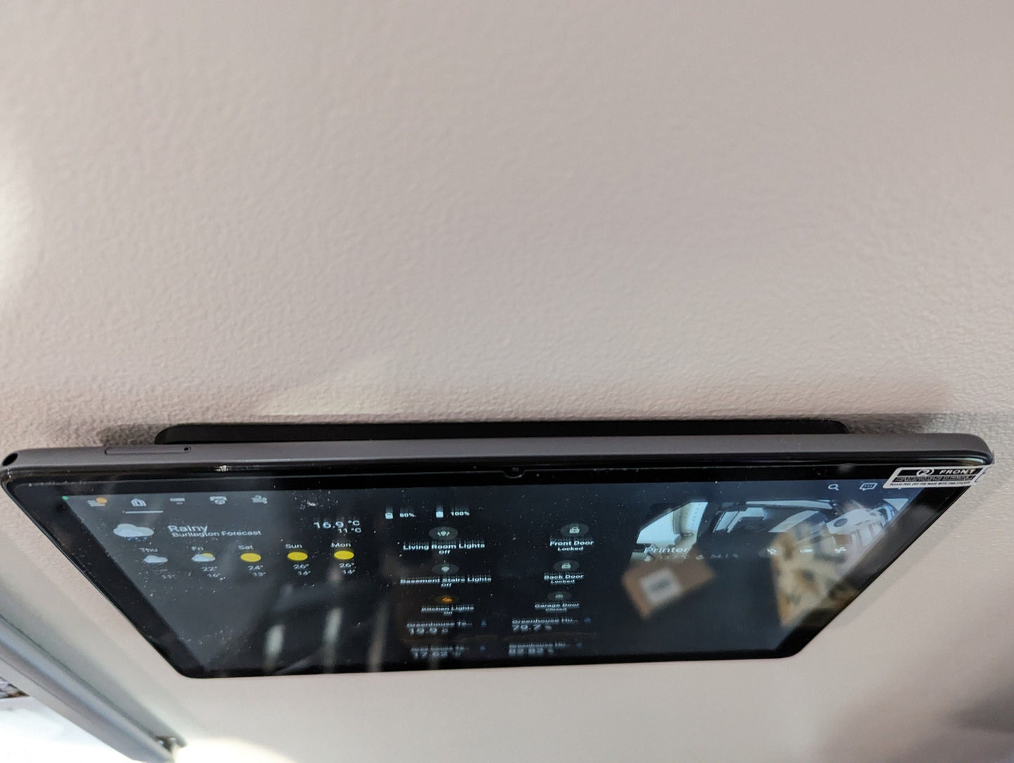 Low Profile Tablet Wall Mount - Universal Fit