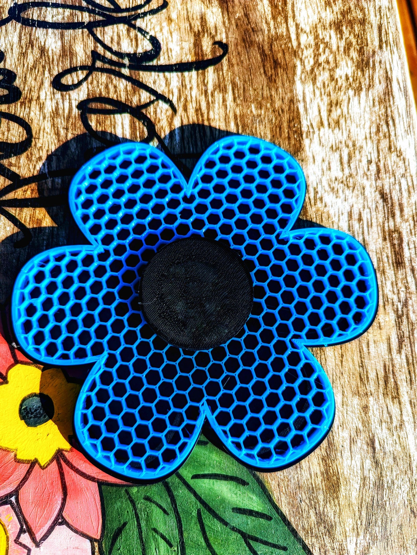 Bee Feeder - Floating Insect Drink Bar - Bee and Insect Life Raft