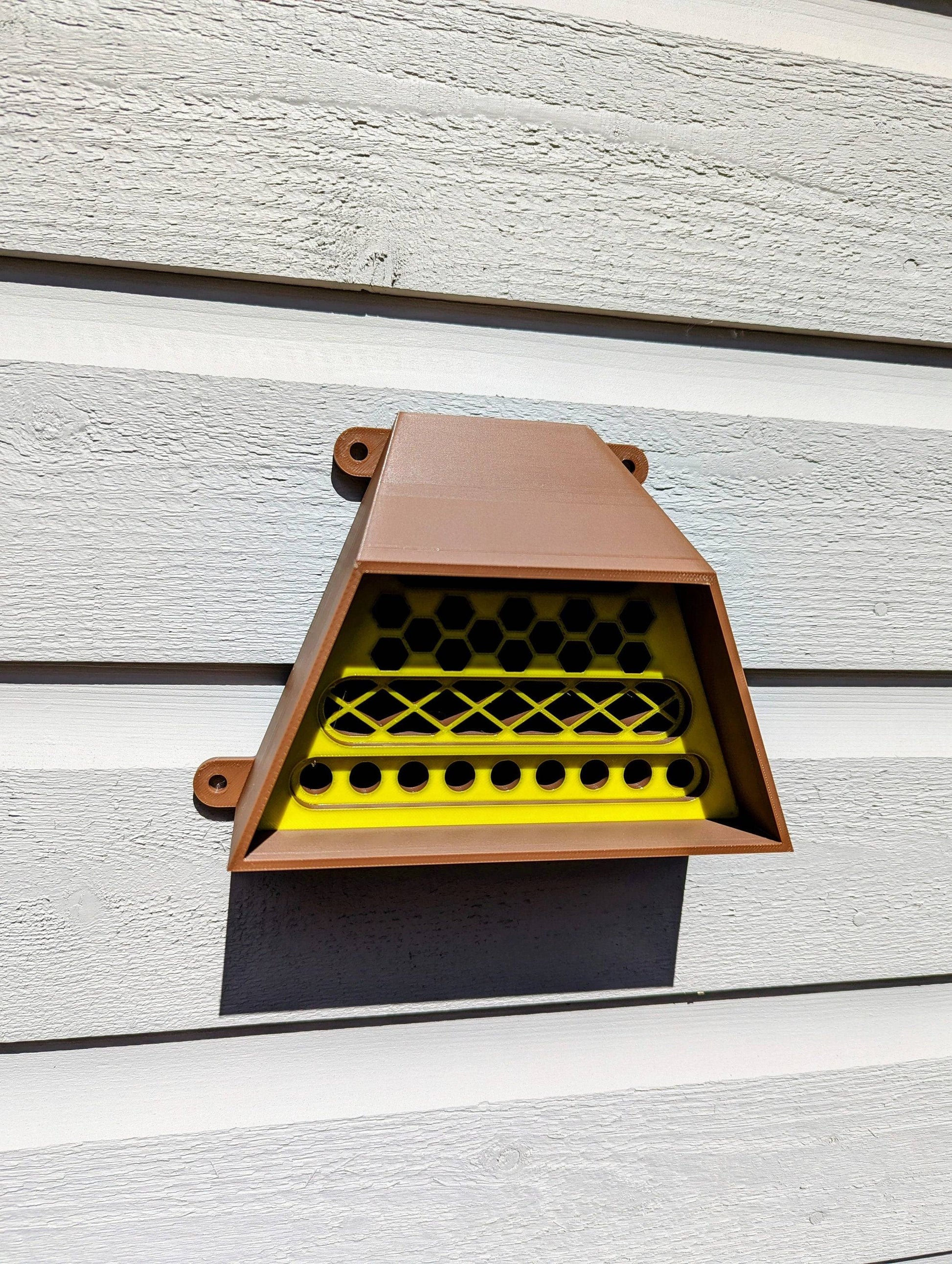 Bee House & Insect Hotel - Encourage Pollinators to visit your garden!