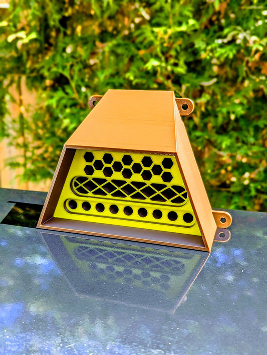 Bee House & Insect Hotel - Encourage Pollinators to visit your garden!