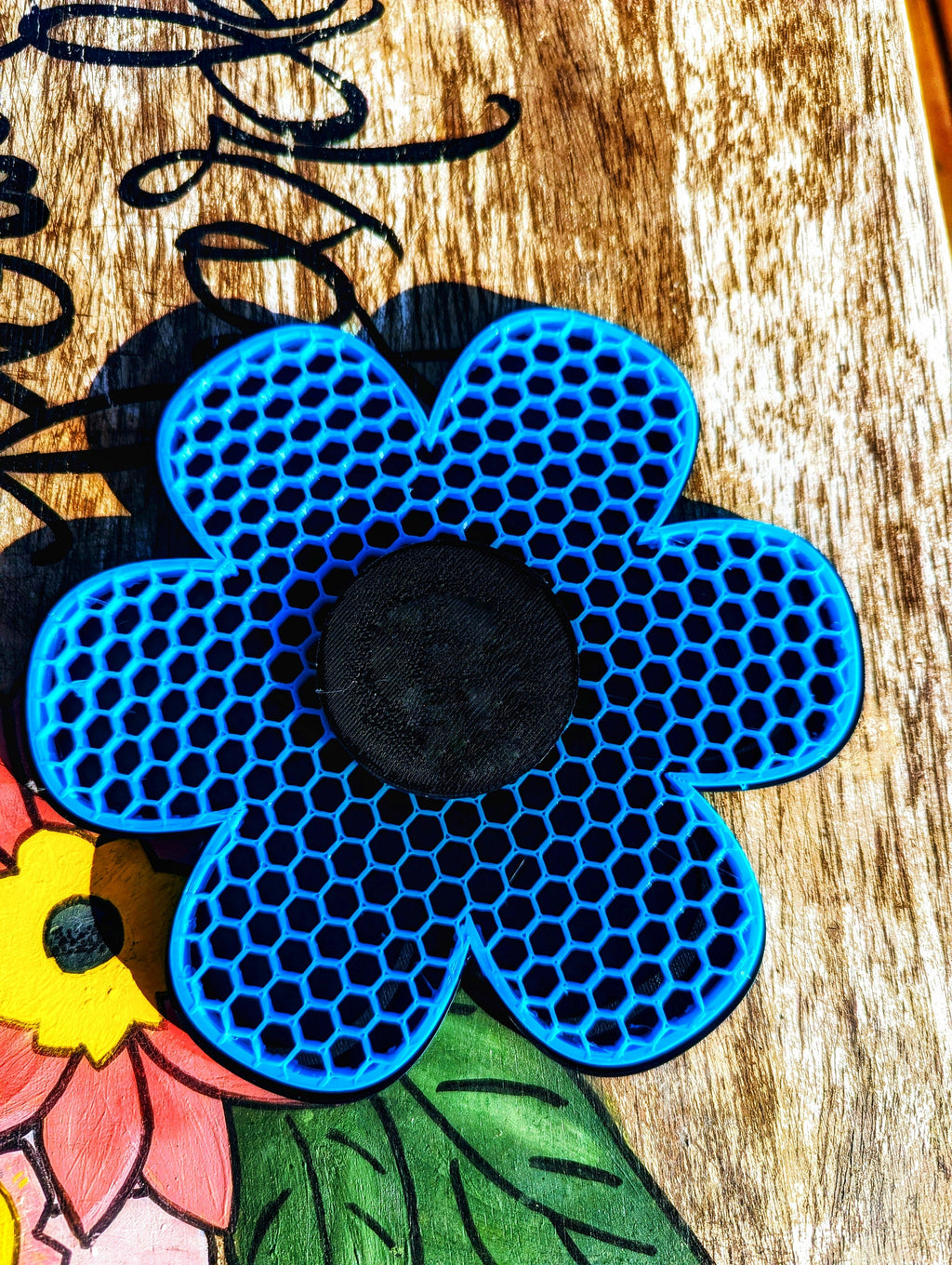 Bee Feeder - Floating Insect Drink Bar - Bee and Insect Life Raft