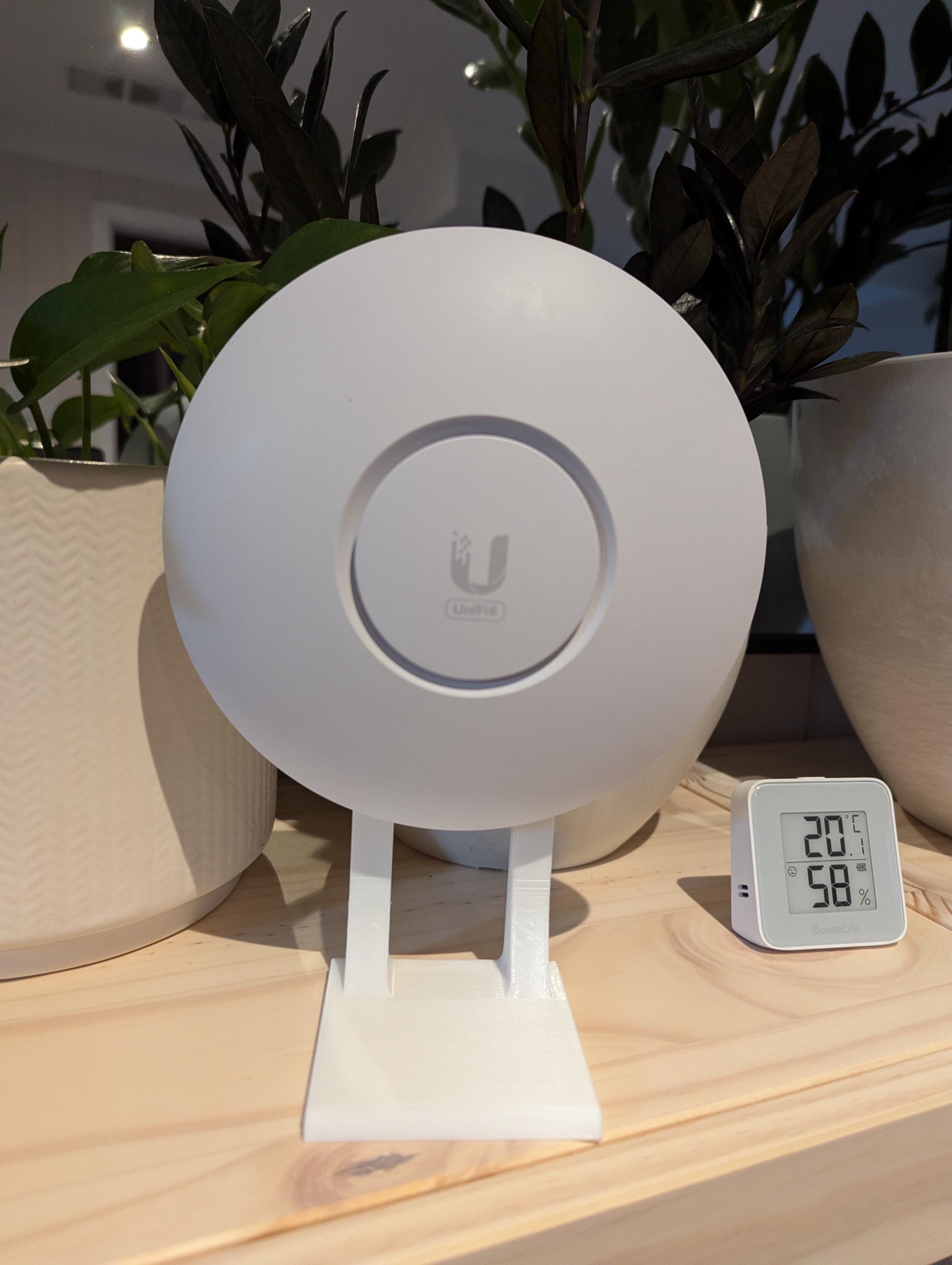 Slim Desk Stand for Ubiquiti UniFi E7 & Enterprise APs desk stand, front view