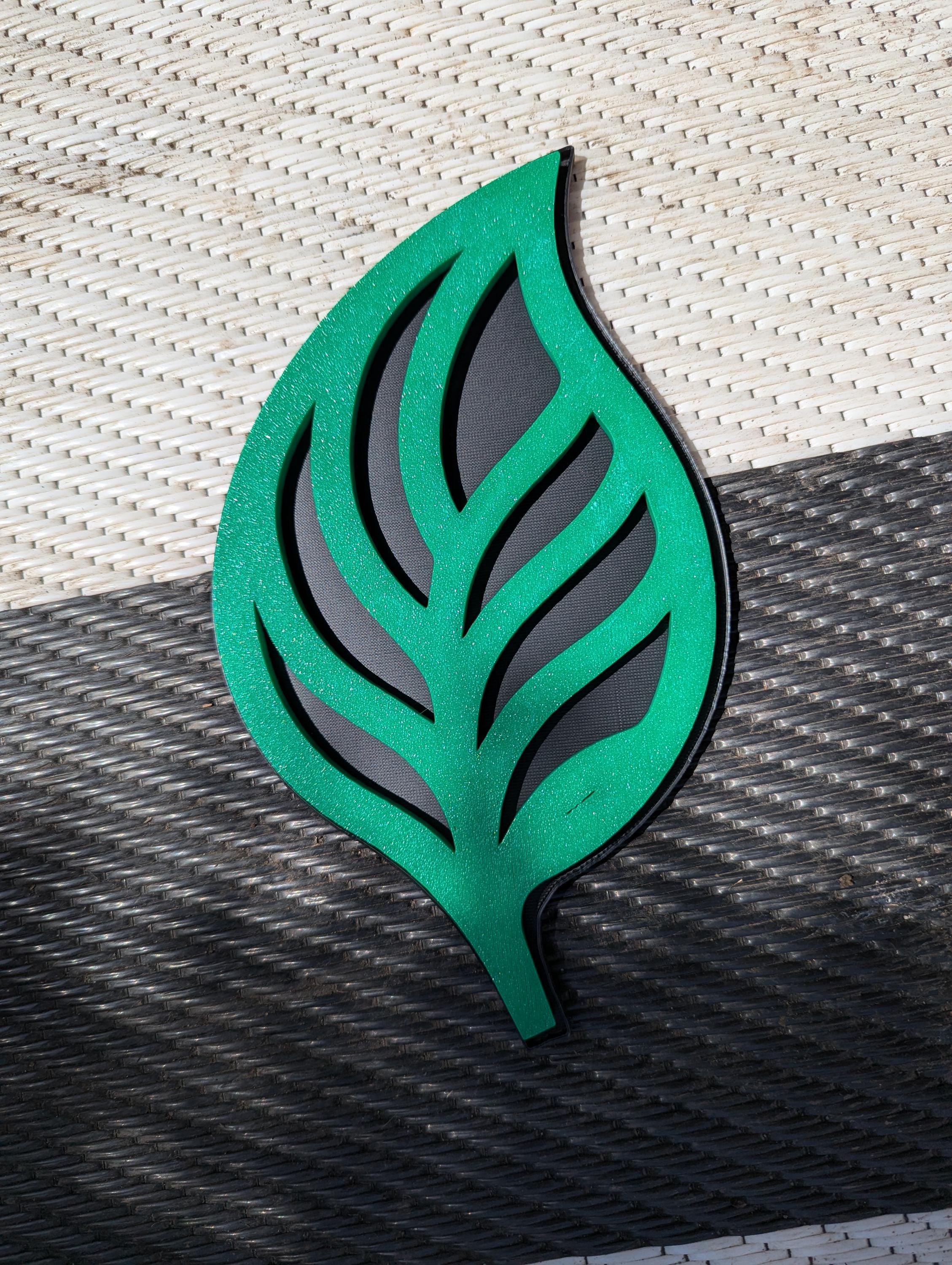 Bee Waterer - Backyard Bee and Insect Drinking Water Station