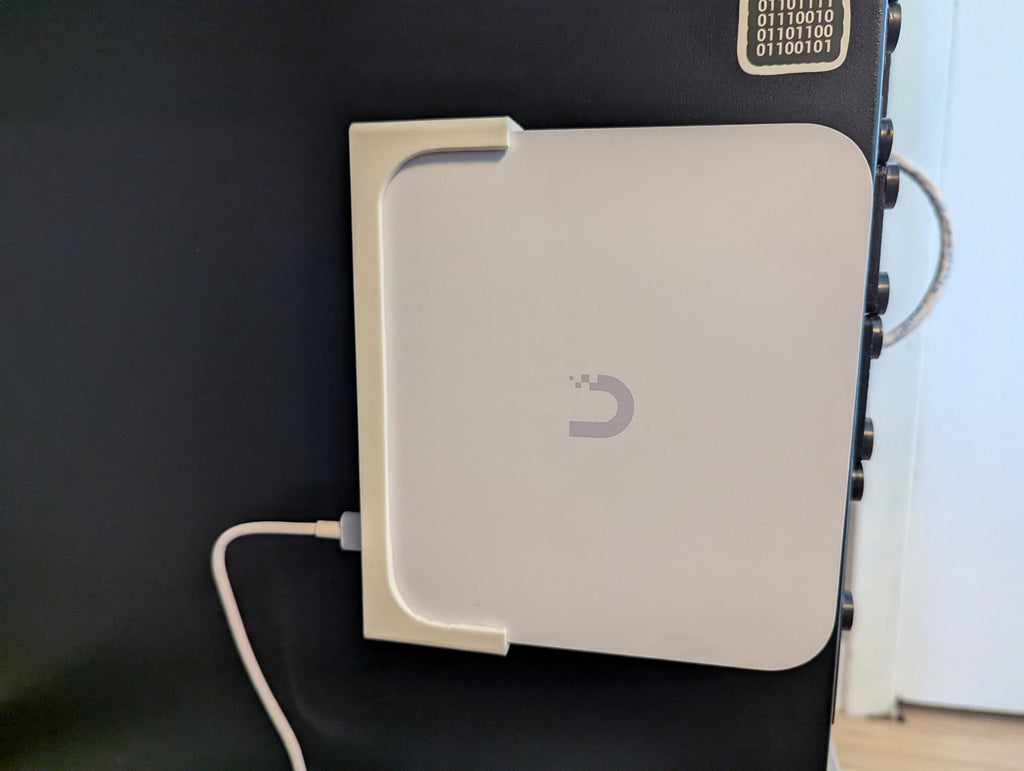Wall Mount for Unifi Ubiquiti Cloud Gateway Max & Ultra | Low-Profile Horizontal or Vertical Bracket for UCG-Max and UCG-Ultra and UCG-Fiber