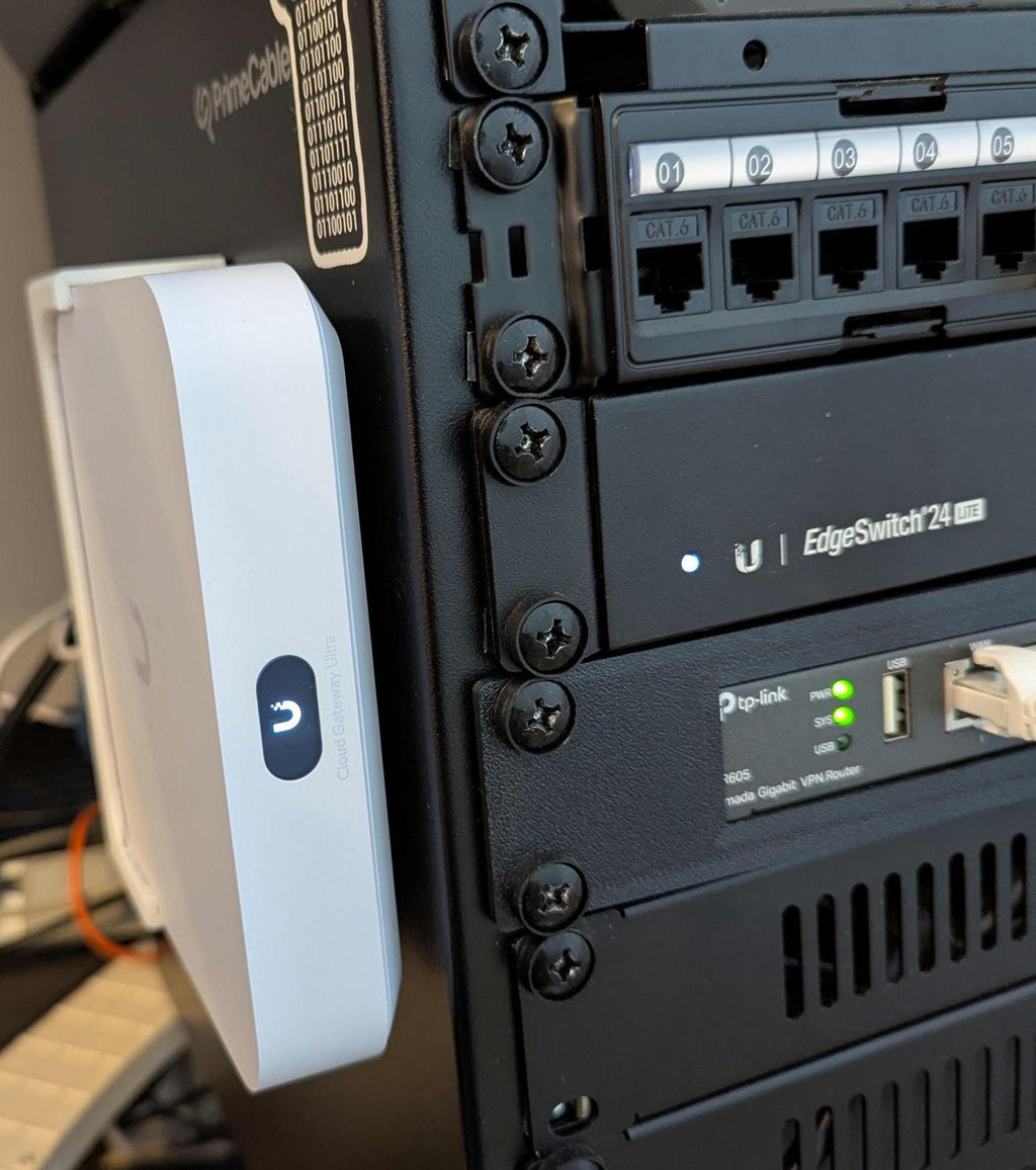 Wall Mount for Ubiquiti Cloud Gateway Max & Ultra - Low Profile wall mount, product view