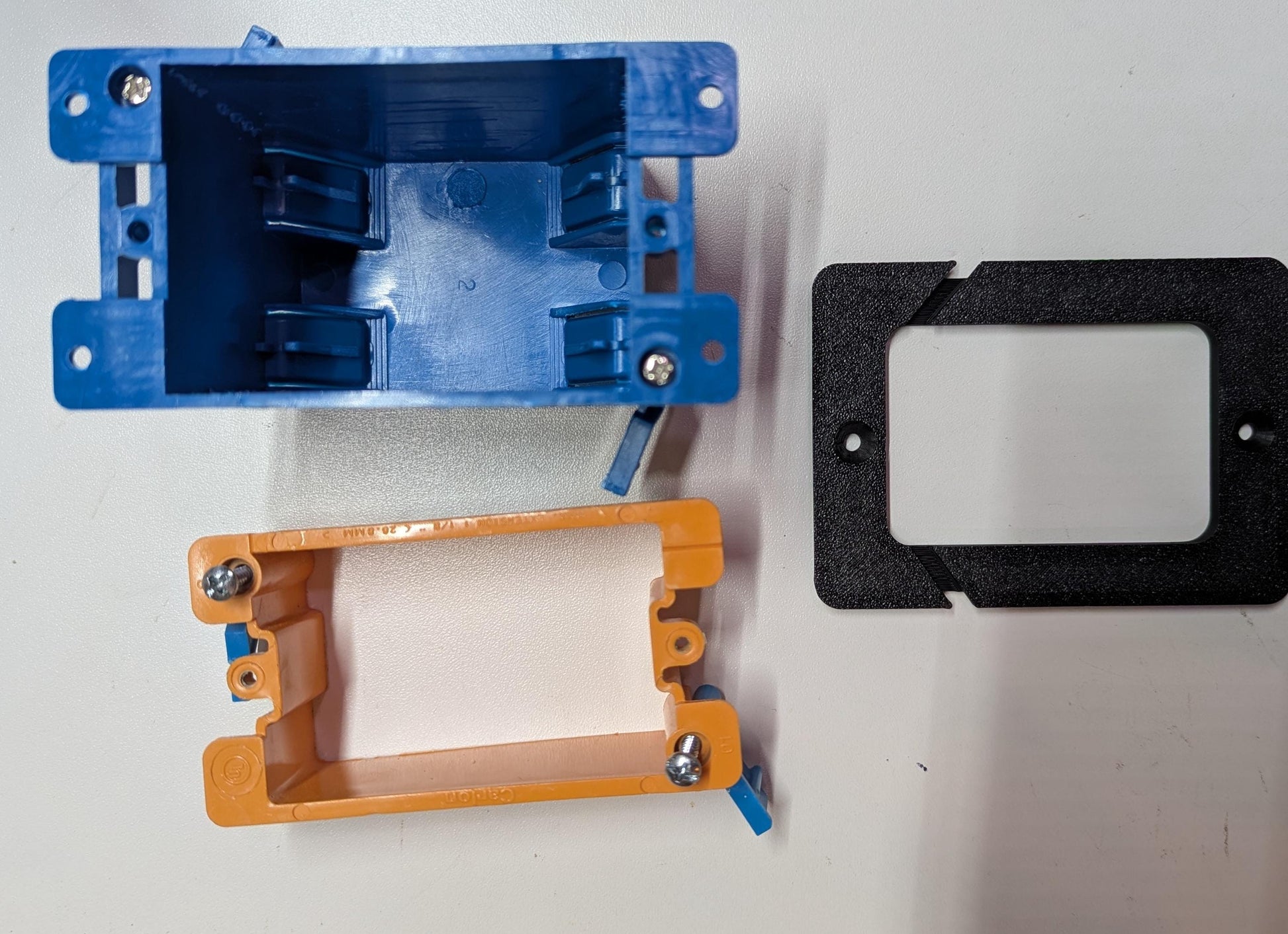 Tablet Mount Home Assistant Dasbboard - Fits North American Junction Boxes - Tablet Quick Release Mounting System