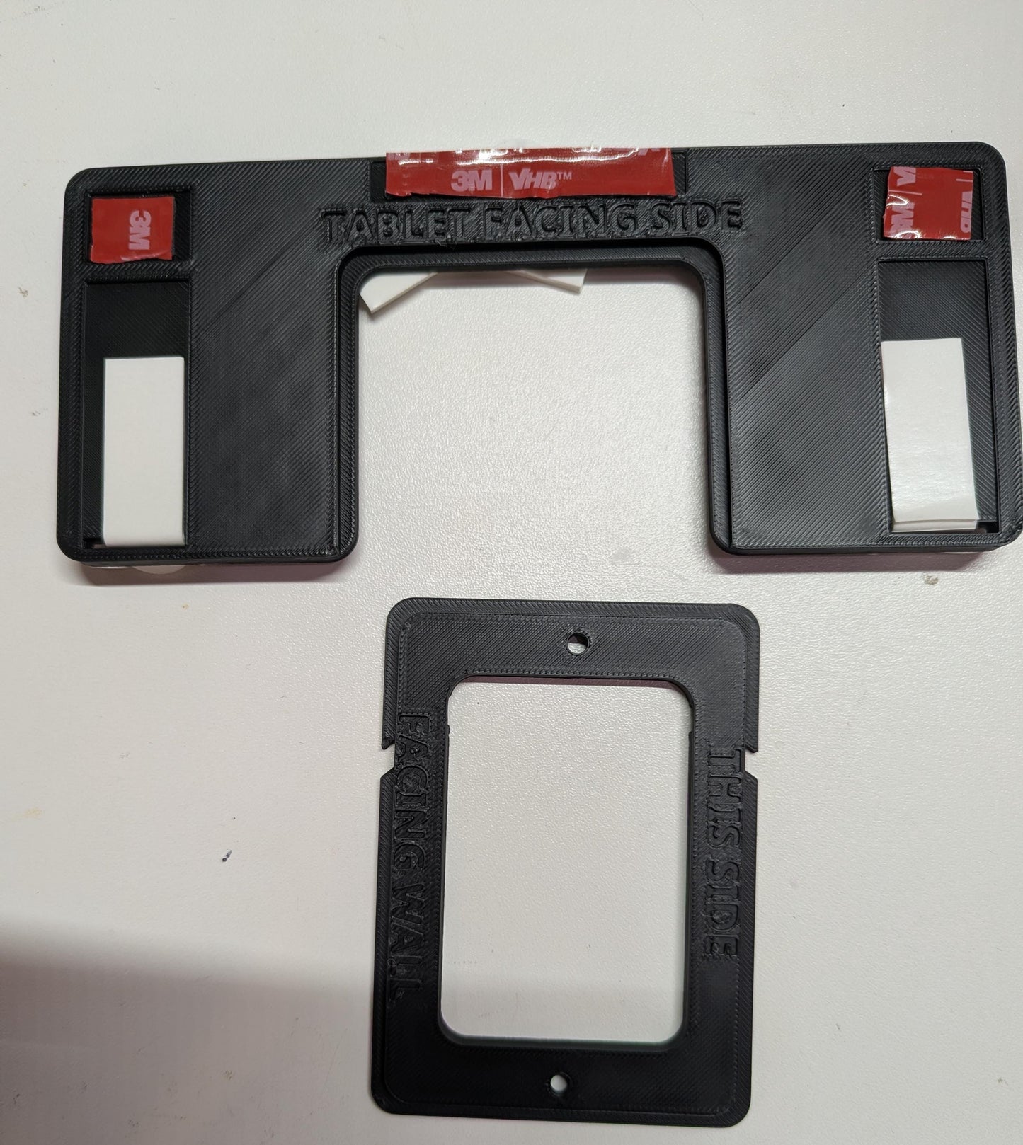 iPad Compatible Docking Wall Mount