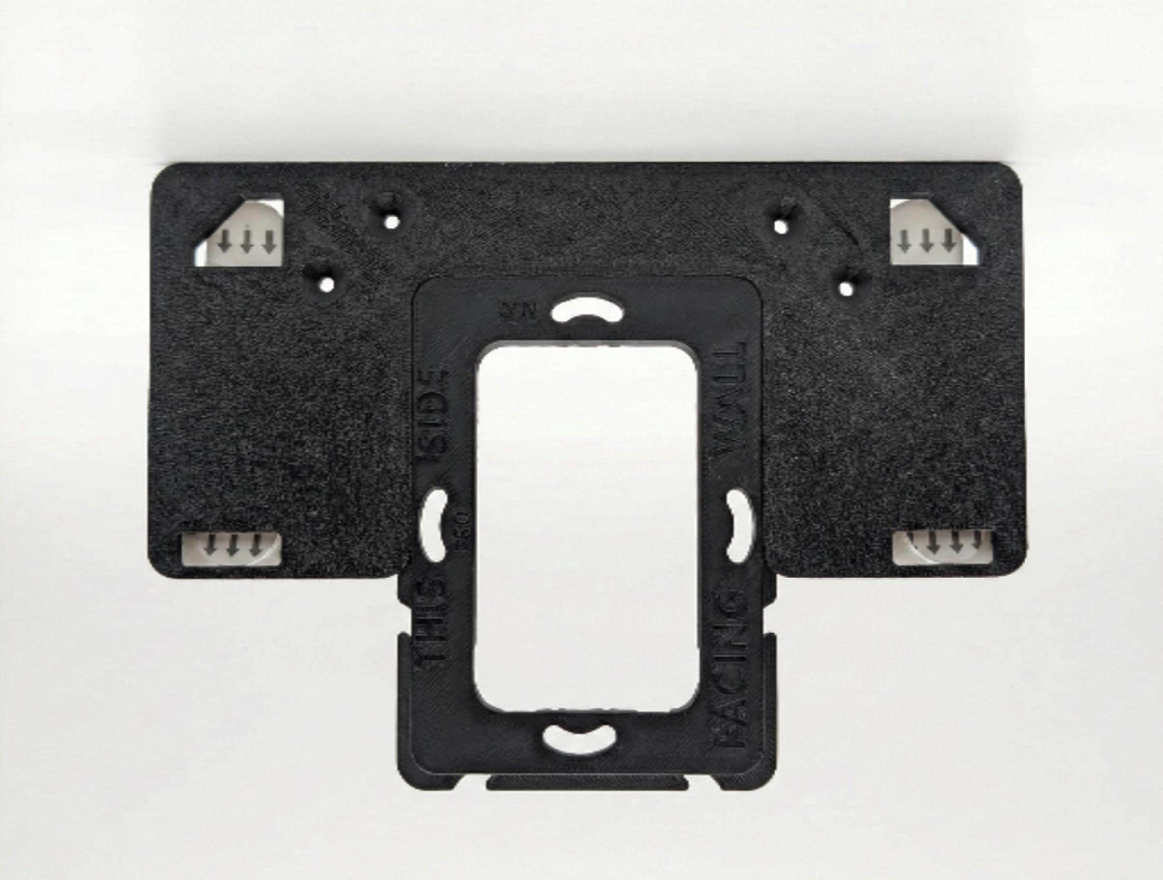 Low Profile Tablet Wall Mount - Universal Fit